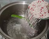 Foto langkah ke 2 dari resep Bubur Sagu Mutiara Merah Putih 🇮🇩❤️🤍 Kuah Santan Gurih Manis.