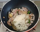 A picture of step 2 of Vegetable Paneer korma in white gravy.
