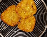 Foto langkah ke 6 dari resep Tempe Goreng Ketumbar.