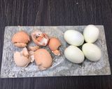 A picture of step 3 of Trick: How to peel a hard boiled egg.