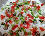 صورة لخطوة 2 من وصفة بيتزا الجلاش اللايت بالجبنة 😋.