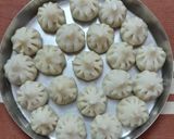 उकडीचे मोदक (ukdiche modak recipe in marathi) रेसिपी स्टेप 5 फोटो