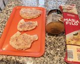 Foto del paso 1 de la receta: Briwat de pollo y cebolla caramelizada Exprés