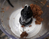 Foto del paso 2 de la receta: Galletitas de vainilla Sin azúcar y sin manteca