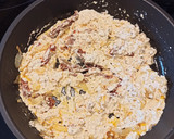 Foto del paso 2 de la receta: Pasta con tomate seco y requesón