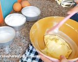 รูปขั้นตอนการทำที่ 3 ของ Butter cake บัตเตอร์เค้ก หม้ออบลมร้อน เนียนนุ่มชุ่มฉ่ำหน้าไม่แตก