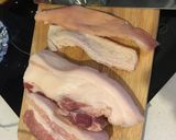 รูปขั้นตอนการทำที่ 2 ของ หมูสามชั้นทอดน้ำปลา (กรอบนอกนุ่มใน)