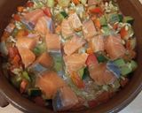 Foto del paso 7 de la receta Arroz con verduras y salmón al horno