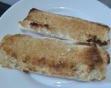 Foto del paso 1 de la receta: Sándwich🧅🥯de cebolla🍍y piña caramelizadas🥐con queso🥯🍯🧀