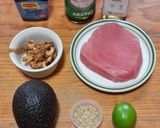 A picture of step 1 of Fresh Tuna Tostadas.