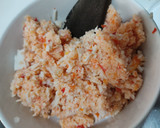 Foto del paso 2 de la receta: Ensaladilla de langostinos y cangrejo