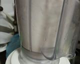 A picture of step 2 of Cheekoo shake.