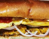 A picture of step 7 of Egg burger.