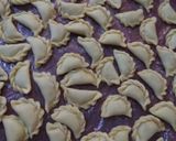 Foto langkah ke 4 dari resep Pastel Mini isi abon.