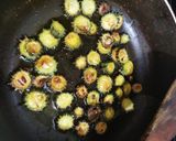 উচ্ছে দিয়ে মুগের ডাল(ucche diye moong dal recipe in Bengali) রেসিপির ধাপ 2 ছবি