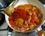 A picture of step 2 of Basic Red Gravy.