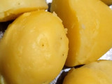 સમોસા (Samosa Recipe in Gujarati)