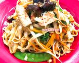 Hình bước làm 3 của món Salad Mì Gà 🥗
