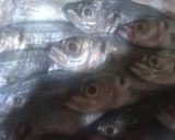 صورة لخطوة 1 من وصفة سردين مقلى