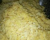 A picture of step 3 of Sweet and sour fried rice.