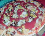 صورة لخطوة 1 من وصفة 🍕😋بیتزا سهله وسریعه بدون فرن 😋🍕