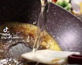 Foto langkah ke 2 dari resep Ocean in a Bowl (Seafood Hotpot).