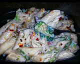 A picture of step 21 of White Sauce Pasta.