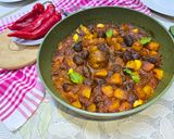 A picture of step 7 of Spicy Meatball and Potato Stew.