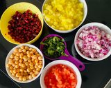 A picture of step 1 of Papadi chaat.