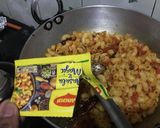A picture of step 3 of Masala pasta.