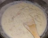 Foto del paso 3 de la receta: Salsa súper rápida de cebolla, champi y queso