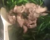 Hình bước làm 2 của món Cải bó xôi xào thịt bò