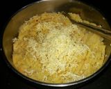 চীজি পটেটো ম্যাগি স্ট্রিপস্ (cheesy potato maggi strips recipe in Bengali) রেসিপির ধাপ 3 ছবি