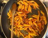 Foto del passaggio 3 della ricetta Penne lisce all’assassina versione amatriciana