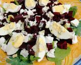 Foto del paso 7 de la receta Ensalada de remolacha con vinagreta de queso de cabra