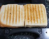 A picture of step 3 of Mexican Sandwich.