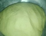 A picture of step 2 of Punjabi bathura.