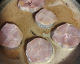 Foto del paso 4 de la receta: Merluza en salsa de almendras
