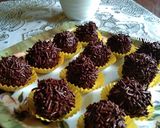 Foto langkah ke 4 dari resep Bola-bola Coklat versi 2.