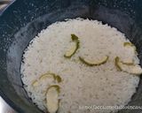 Foto del passaggio 7 della ricetta Pollo con Curcuma e Yogurt Greco