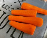 Une image de l'étape 4 de Salade de riz rouge aux tomates, carottes et ciboulette.