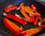Foto del paso 1 de la receta: Paella o arroz de pollo 🥘