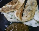 ঝাল আটা ও চাল বাটার রুটি রেসিপির ধাপ 6 ছবি
