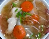 รูปขั้นตอนการทำที่ 4 ของ ก๋วยเตี๋ยวไก่น้ำใส