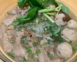 Hình bước làm 4 của món Phở tái nạm bò viên