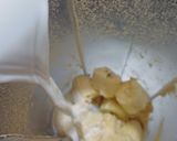 A picture of step 2 of No sugar Protein shake.