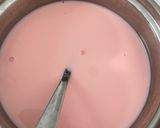 Foto langkah ke 2 dari resep Puding susu buah naga.