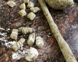Foto del paso 3 de la receta: Ñoquis de harina y espinaca: sin gluten, papa, lácteos ni huevo