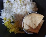 A picture of step 1 of Poha roti tikki.
