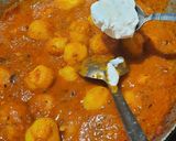 A picture of step 6 of Dum aloo.
